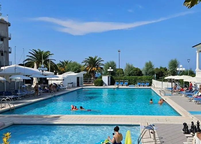 Playa-degli-angeli-levante